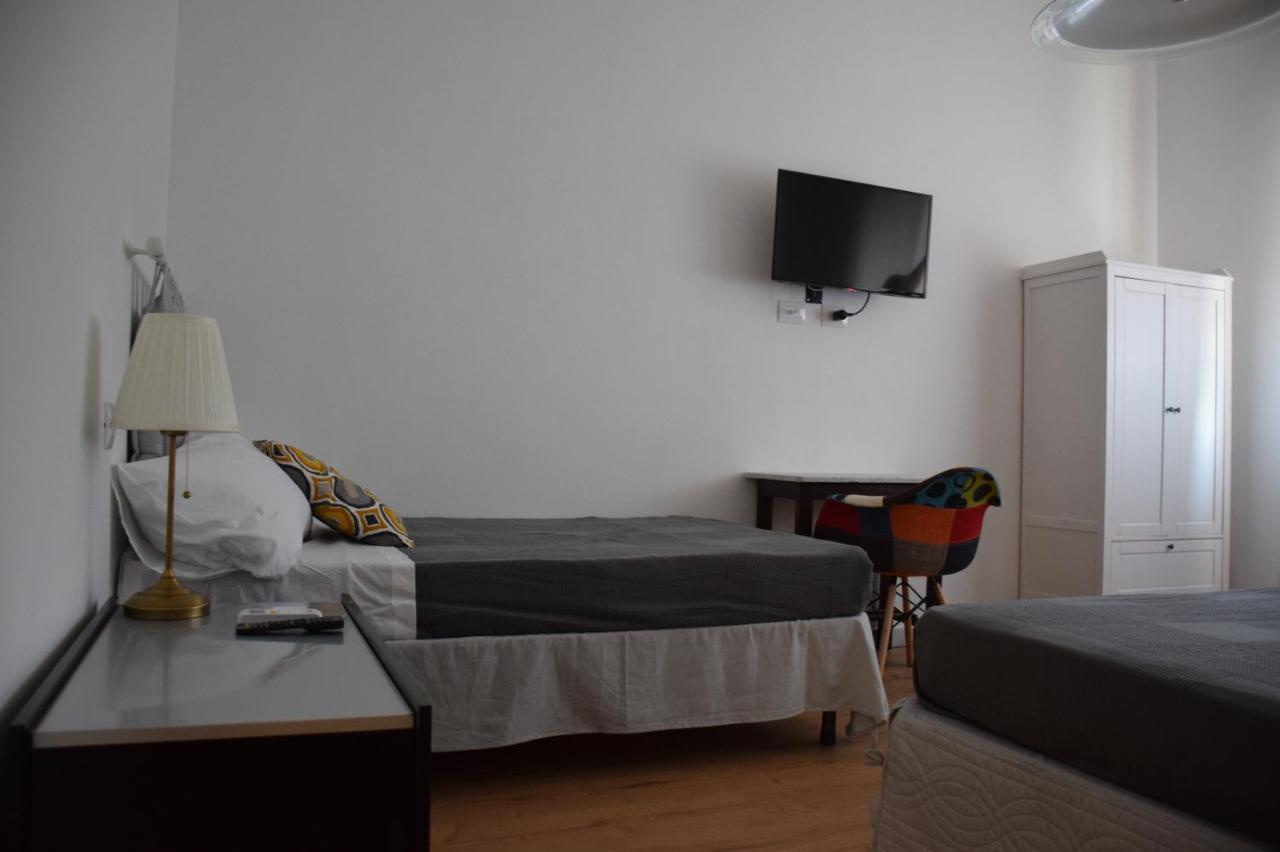 Levante Marina Di Carrara Ngoại thất bức ảnh