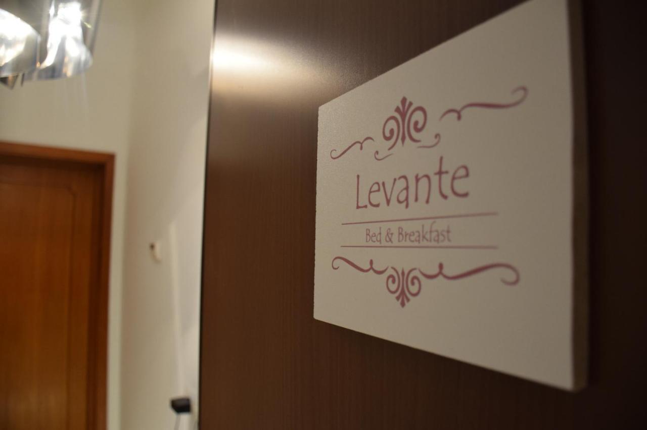 Levante Marina Di Carrara Ngoại thất bức ảnh